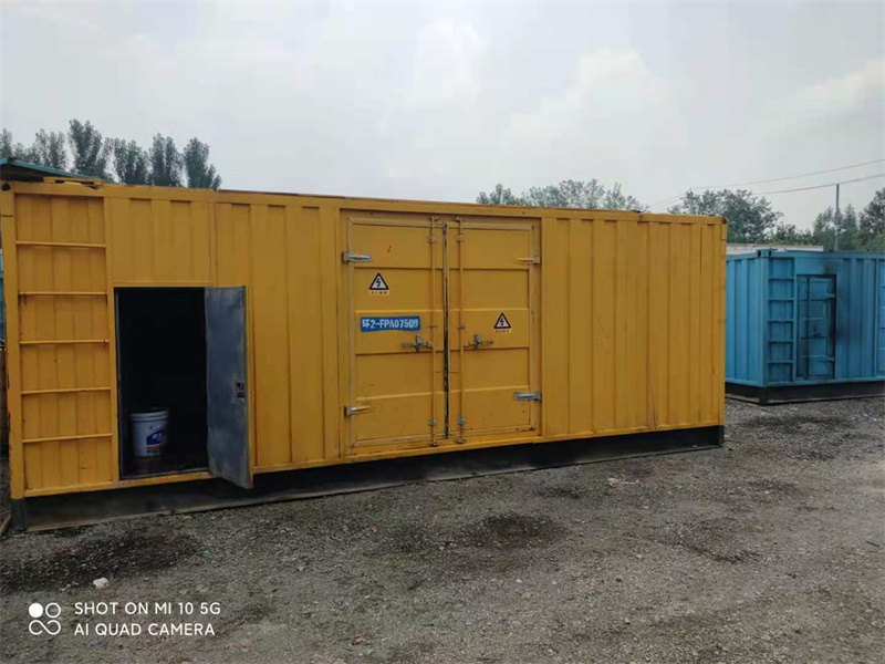 牧野200KW柴油发电机组需要配备什么型号的电缆线?