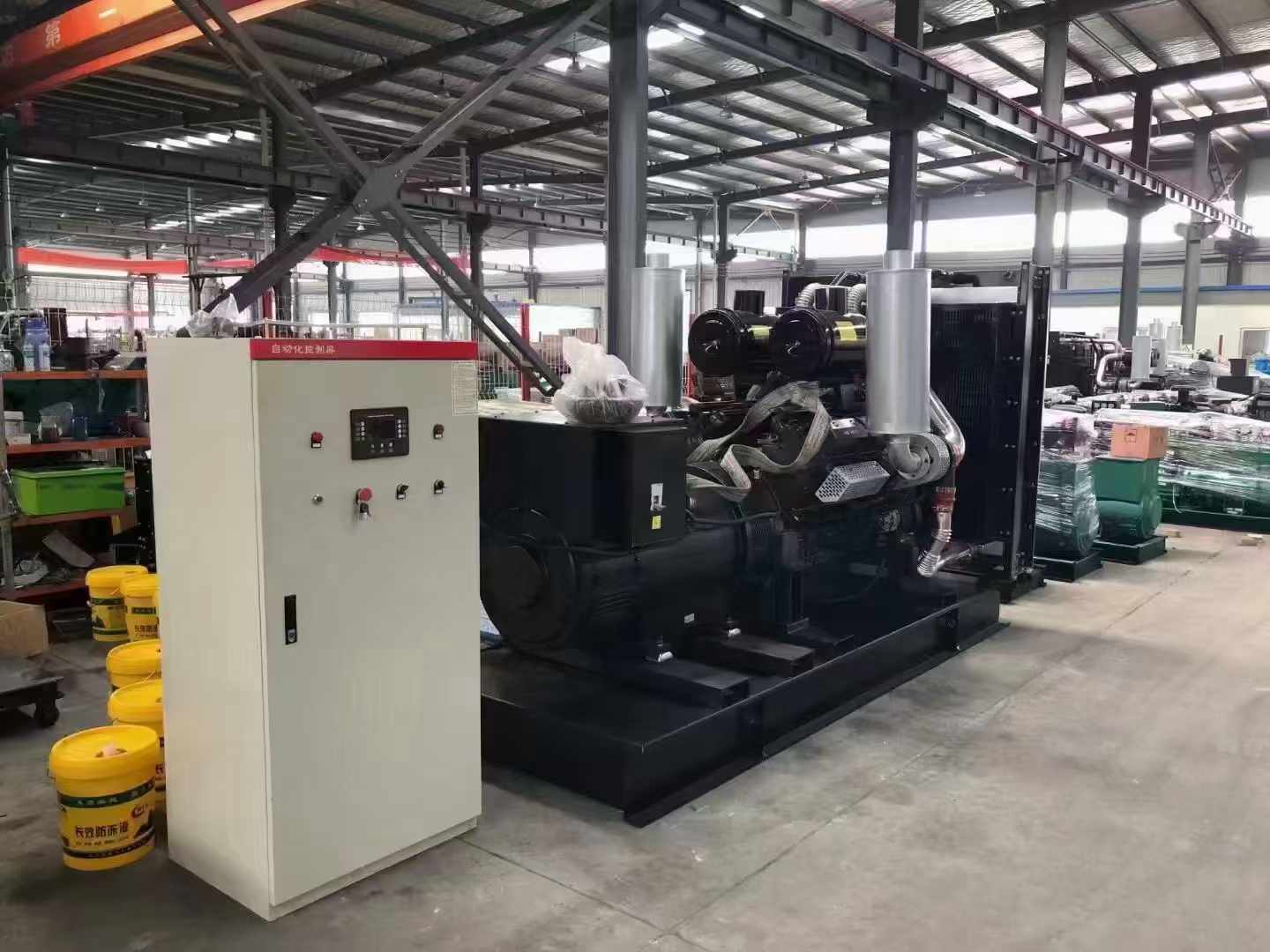 牧野柴油发电机运行时的噪音和振动水平如何？
